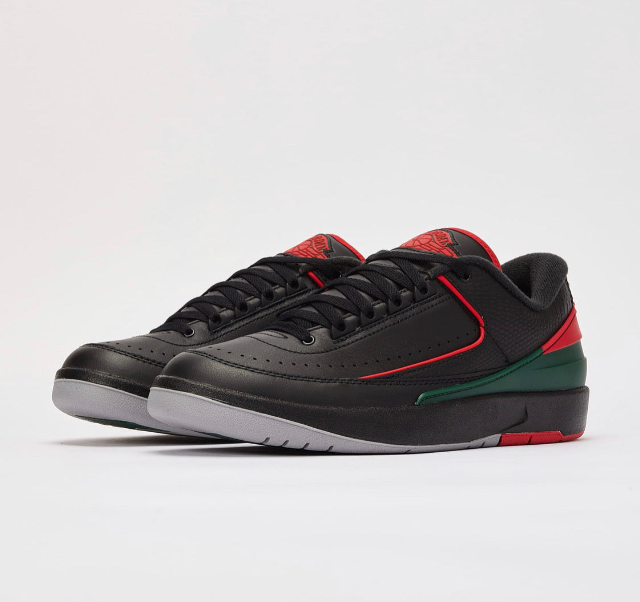 Jordan Retro 2s - Christmas