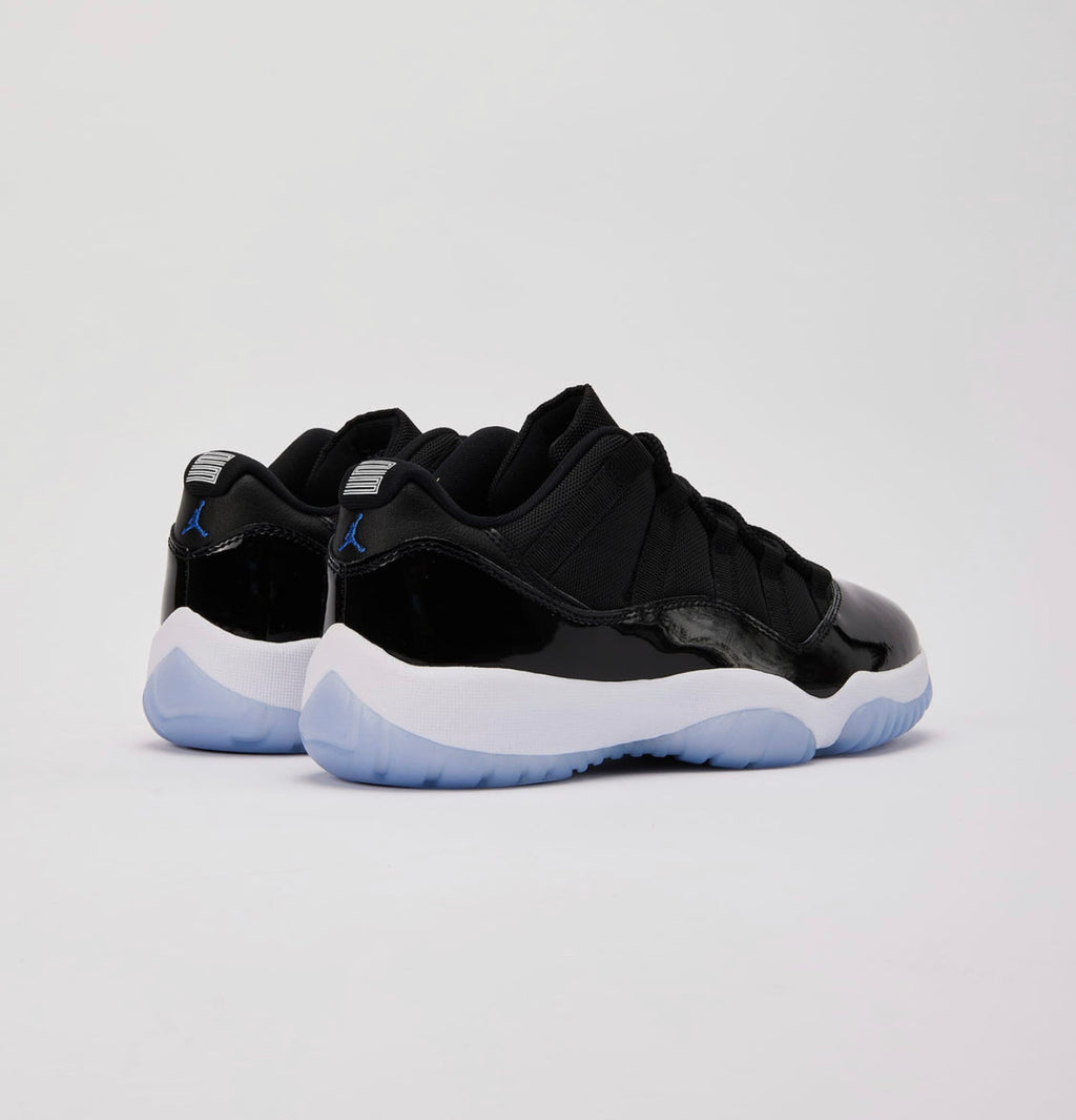 Jordan Retro 11s - Space Jam