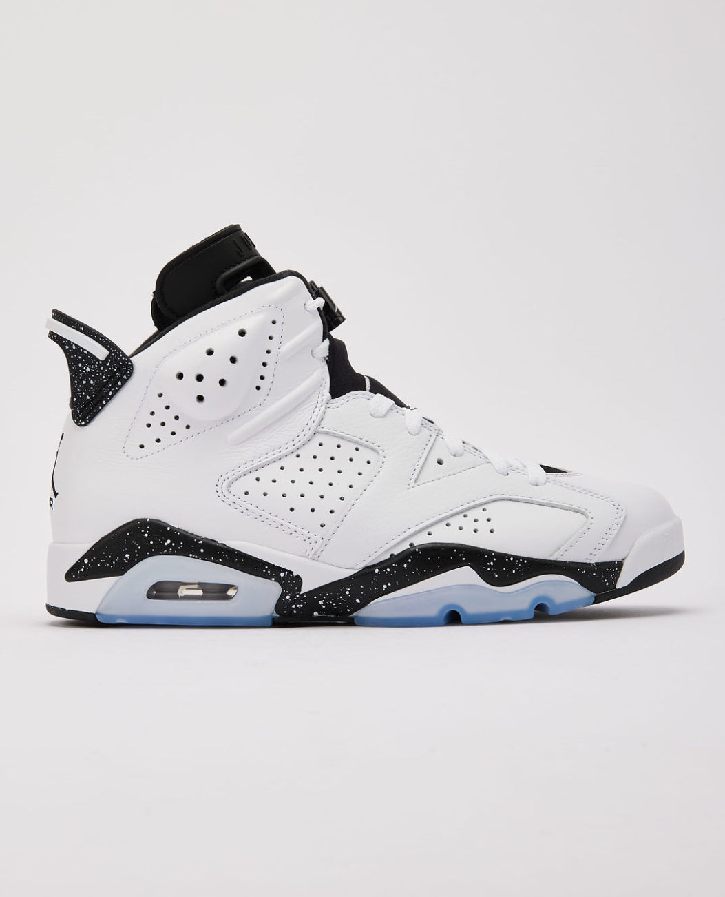 Jordan Retro 6s -Reverse Oreo